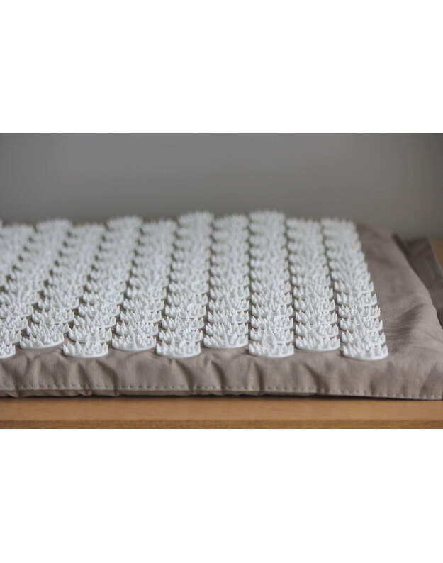 Akupresūrinis taškinis masažo kilimėlis
